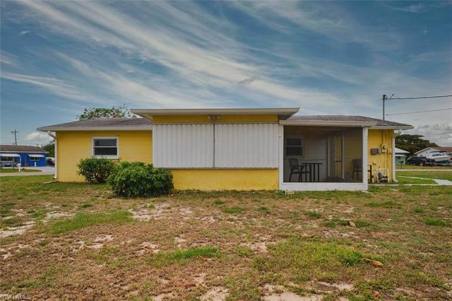 1505 Markdale ST E, Lehigh Acres, FL 33936