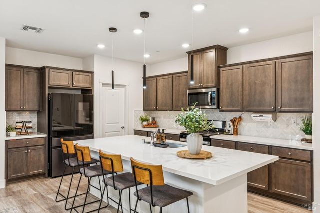 2919 Shaver St, Fairfield, CA 94533