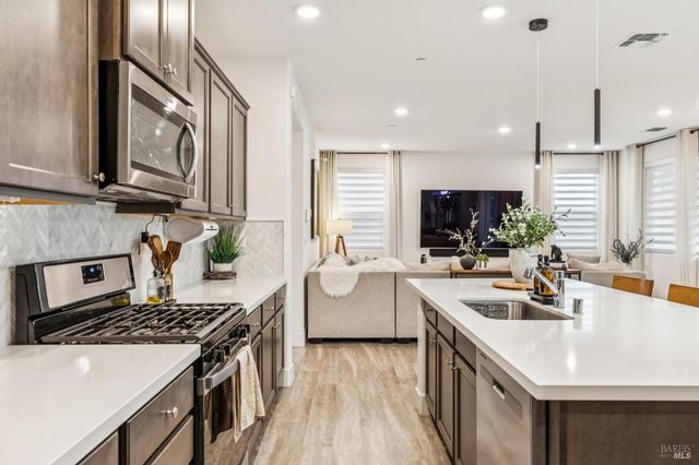 2919 Shaver St, Fairfield, CA 94533