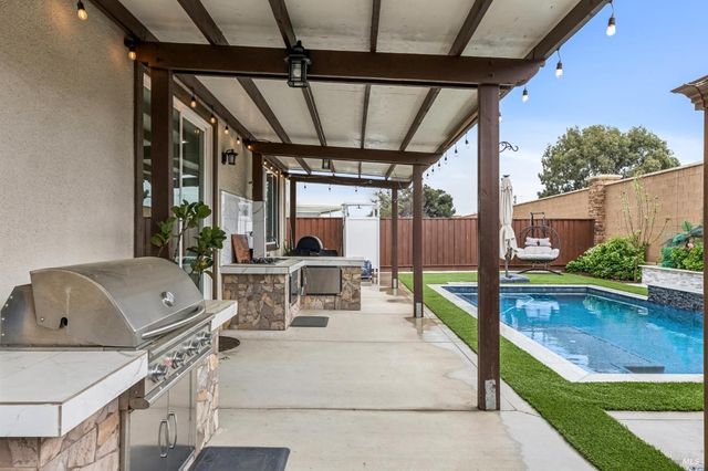 2919 Shaver St, Fairfield, CA 94533