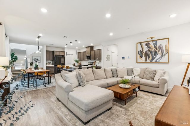 2919 Shaver St, Fairfield, CA 94533