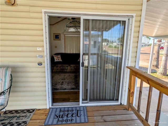 205 Bobolink N Circle, Palmview, TX 78572