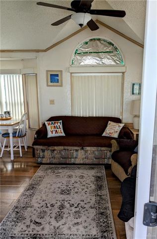 205 Bobolink N Circle, Palmview, TX 78572