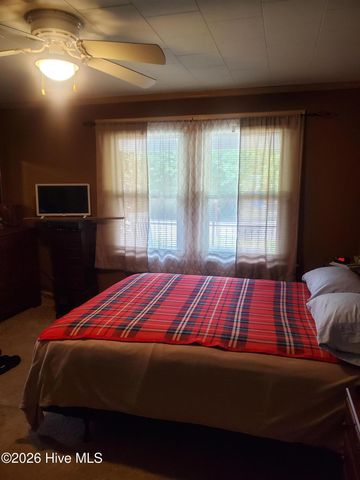 305 Glenwood Drive, Greenville, NC 27834