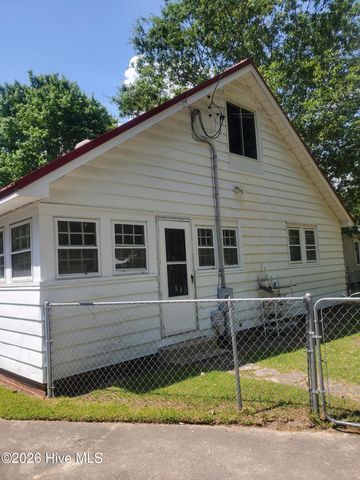 305 Glenwood Drive, Greenville, NC 27834