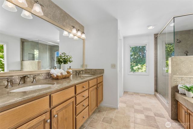 408 SW 336th Court, Federal Way, WA 98023
