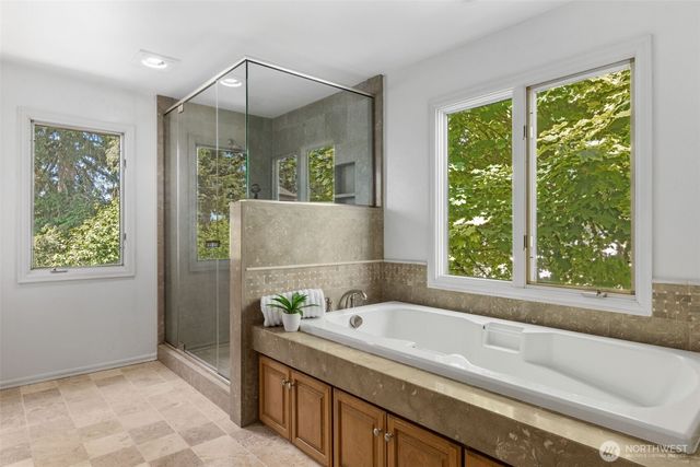 408 SW 336th Court, Federal Way, WA 98023