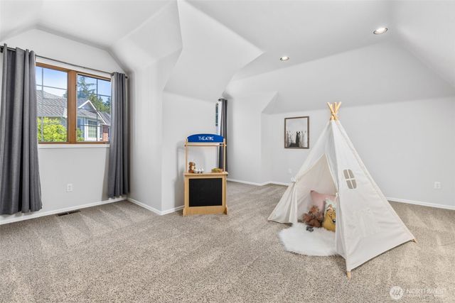 408 SW 336th Court, Federal Way, WA 98023