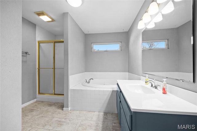 324 Breckenridge Drive, Belleville, IL 62221