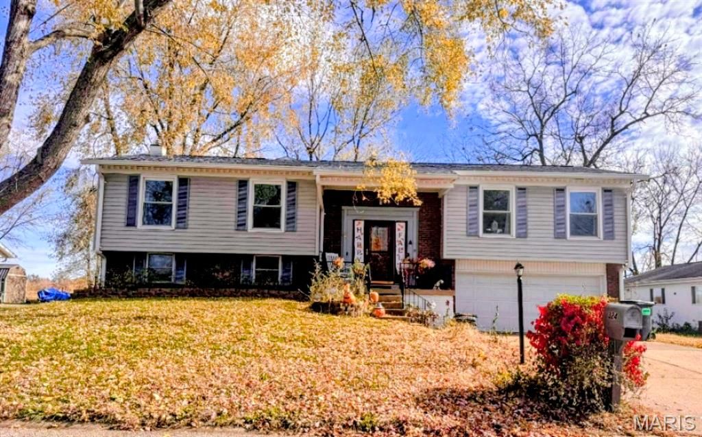 324 Breckenridge Drive, Belleville, IL 62221