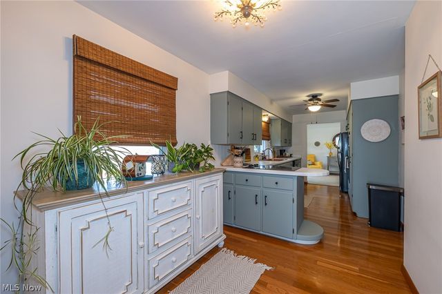 180 S Leavitt Road, Amherst, OH 44001