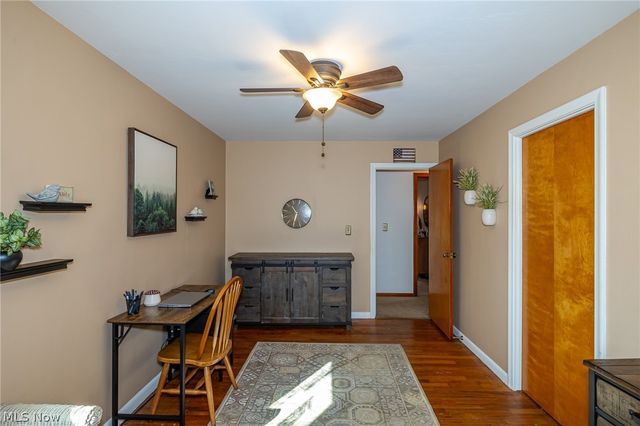 180 S Leavitt Road, Amherst, OH 44001