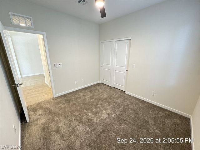 8621 Faxom Street, Las Vegas, NV 89166