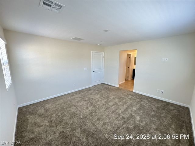 8621 Faxom Street, Las Vegas, NV 89166