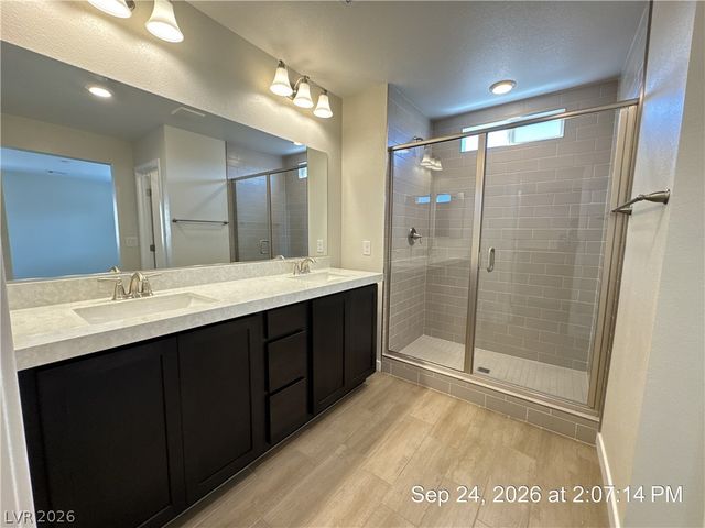 8621 Faxom Street, Las Vegas, NV 89166