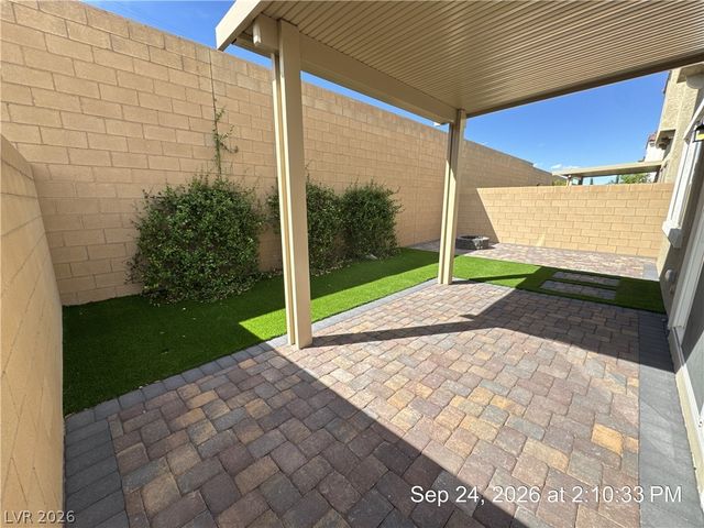 8621 Faxom Street, Las Vegas, NV 89166