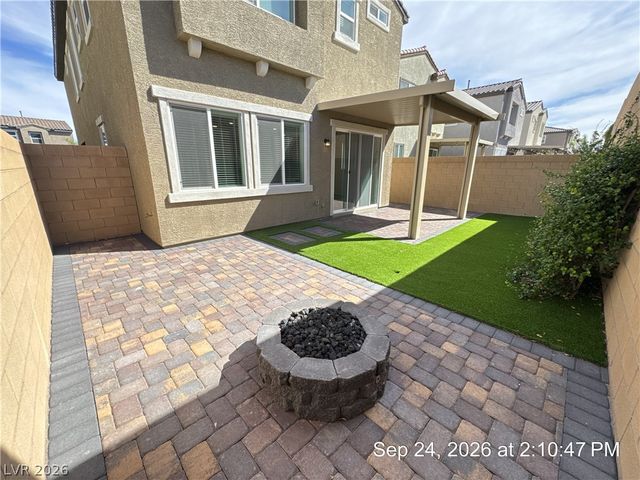 8621 Faxom Street, Las Vegas, NV 89166