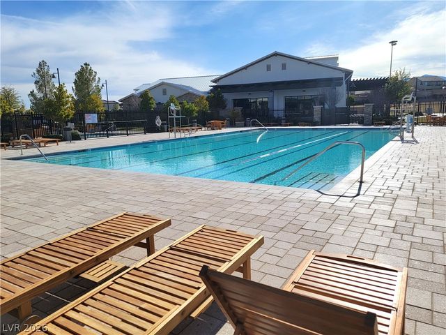 8621 Faxom Street, Las Vegas, NV 89166