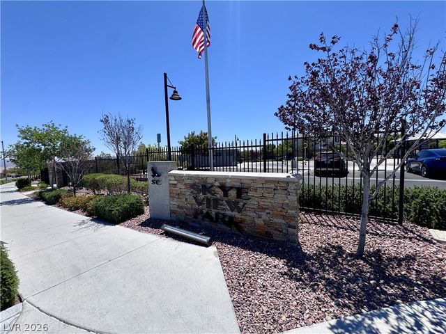 8621 Faxom Street, Las Vegas, NV 89166