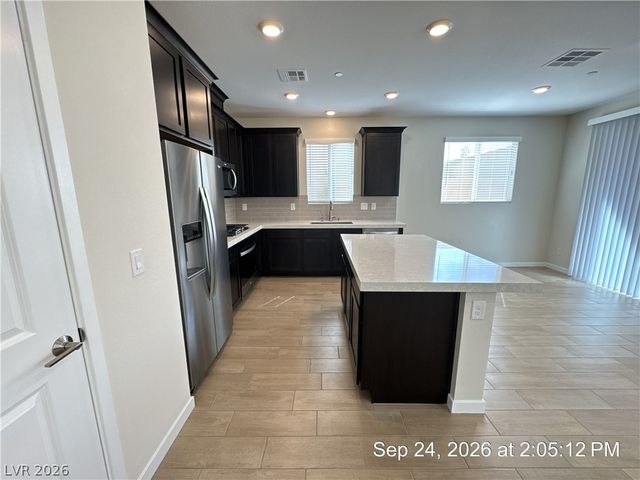 8621 Faxom Street, Las Vegas, NV 89166