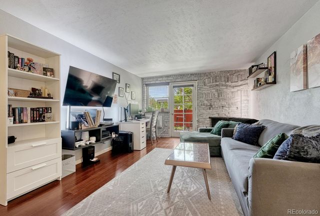 625 N Pennsylvania Street 403, Denver, CO 80203