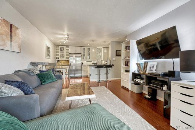 625 N Pennsylvania Street 403, Denver, CO 80203