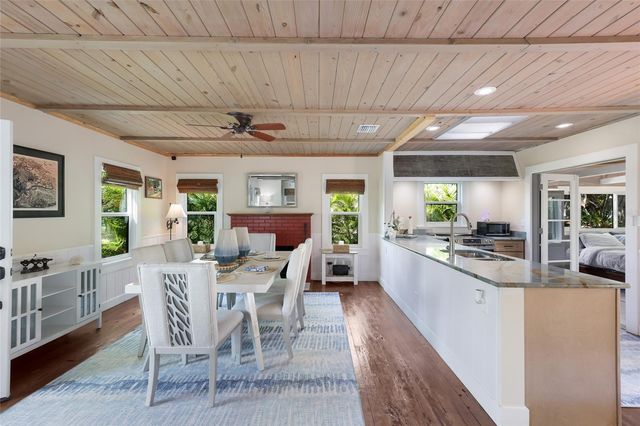 7030 POINSETTIA AVENUE, Longboat Key, FL 34228