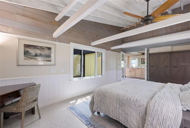 7030 POINSETTIA AVENUE, Longboat Key, FL 34228