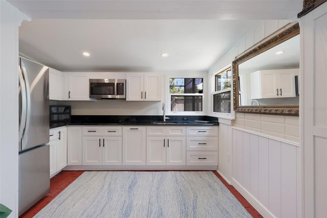 7030 POINSETTIA AVENUE, Longboat Key, FL 34228