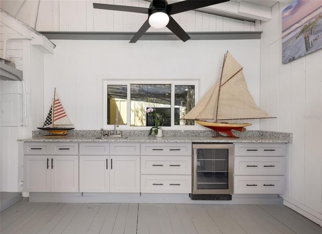 7030 POINSETTIA AVENUE, Longboat Key, FL 34228