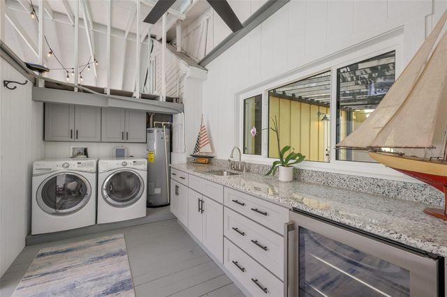 7030 POINSETTIA AVENUE, Longboat Key, FL 34228