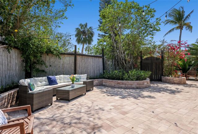 7030 POINSETTIA AVENUE, Longboat Key, FL 34228