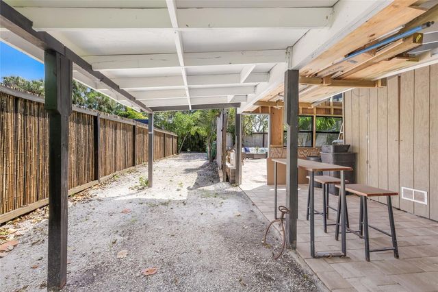 7030 POINSETTIA AVENUE, Longboat Key, FL 34228