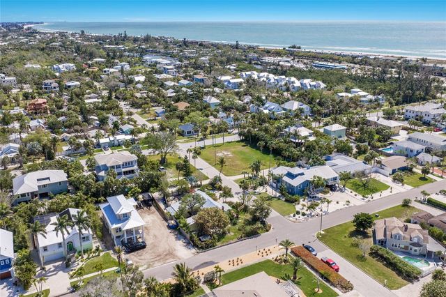 7030 POINSETTIA AVENUE, Longboat Key, FL 34228
