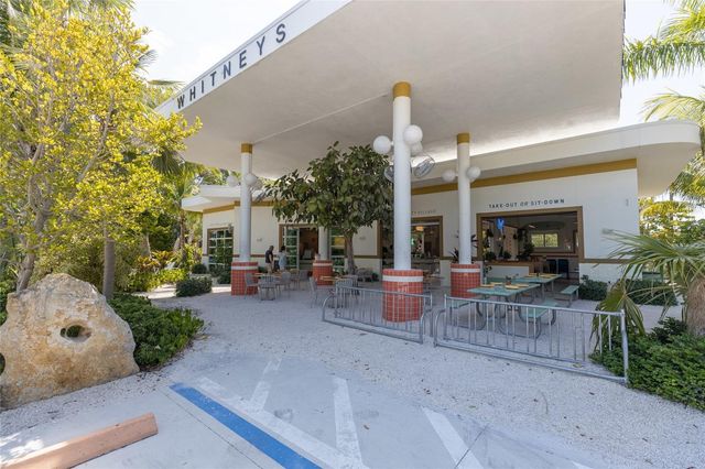 7030 POINSETTIA AVENUE, Longboat Key, FL 34228