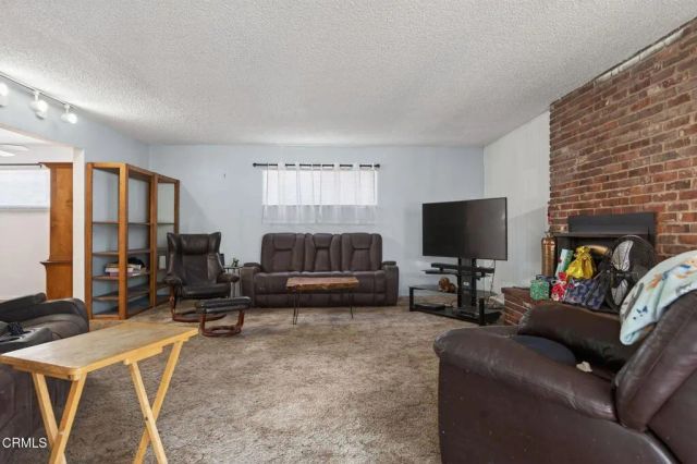 3931 Marshall Street, Ventura, CA 93003