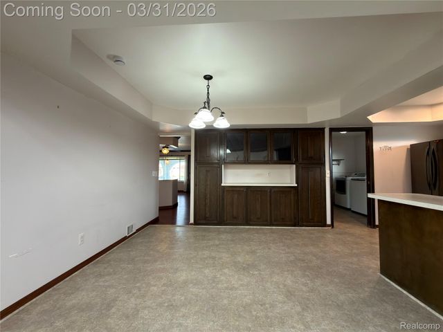 35715 Rainbow Drive, Sterling Heights, MI 48312