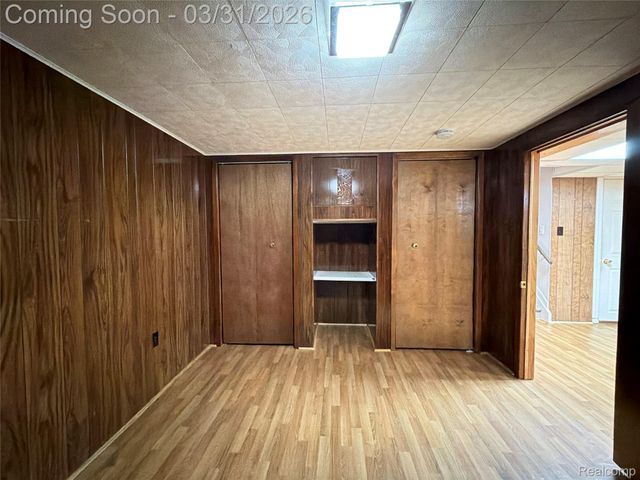 35715 Rainbow Drive, Sterling Heights, MI 48312