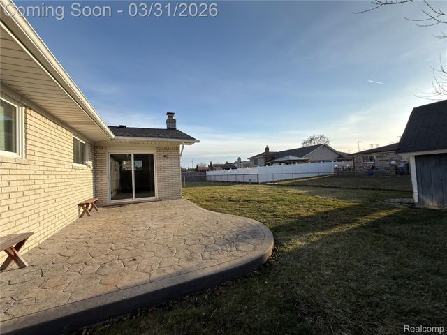 35715 Rainbow Drive, Sterling Heights, MI 48312