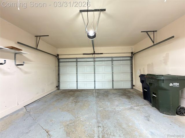 35715 Rainbow Drive, Sterling Heights, MI 48312