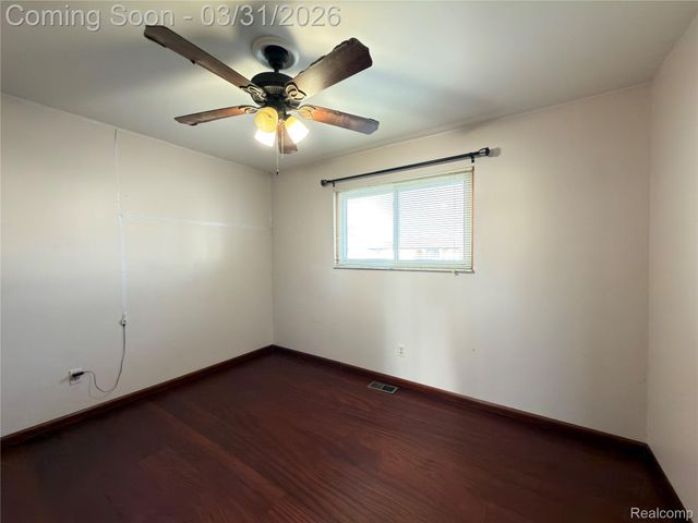 35715 Rainbow Drive, Sterling Heights, MI 48312