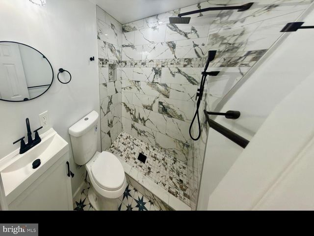 2129 E FEDERAL ST, Baltimore, MD 21213