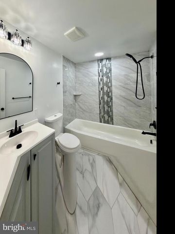 2129 E FEDERAL ST, Baltimore, MD 21213