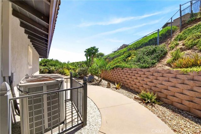 12736 Carinthia, Whittier, CA 90601
