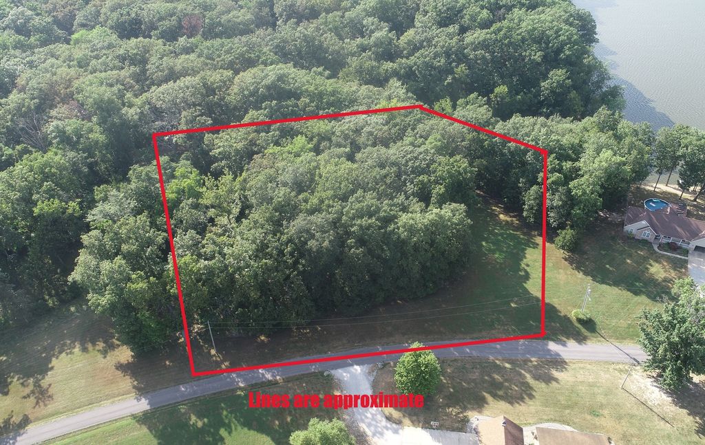 Image 1 of property listing at 0000 Possum Lane, Centralia, IL 62901