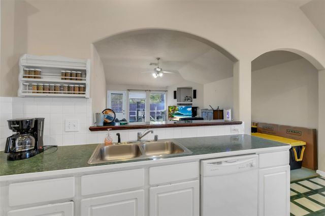 8814 Sherina Park Drive, Houston, TX 77095