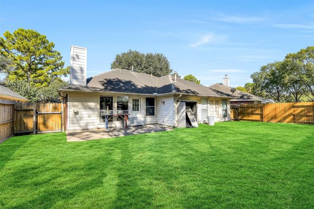 8814 Sherina Park Drive, Houston, TX 77095