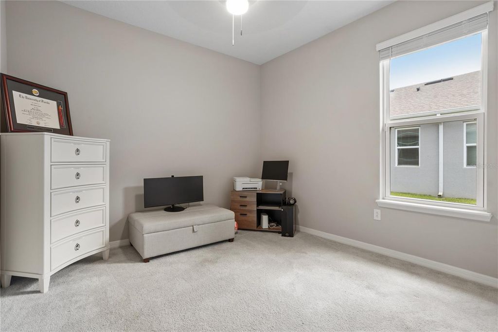 Image 23 of property listing at 548 SHAELYN PLACE, Deland, FL 32724