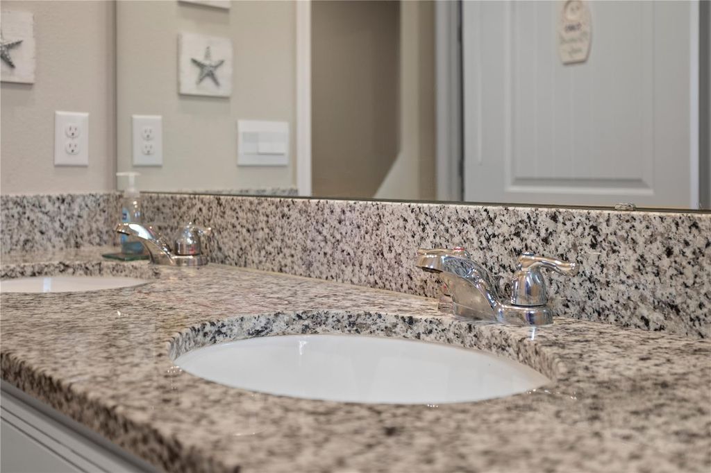 Image 30 of property listing at 548 SHAELYN PLACE, Deland, FL 32724