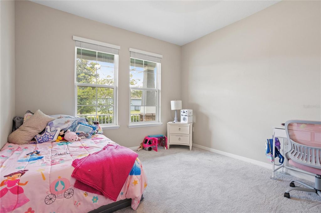 Image 32 of property listing at 548 SHAELYN PLACE, Deland, FL 32724